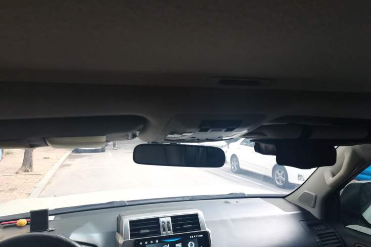 Used Toyota Prado 2014 2.7L Automatic Standard Edition Headliner