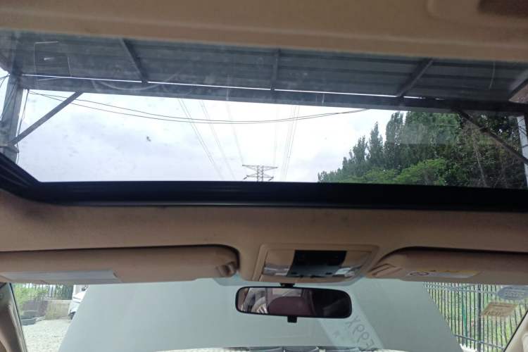 Used Toyota Prado 2014 4.0L Automatic TX-L Headliner