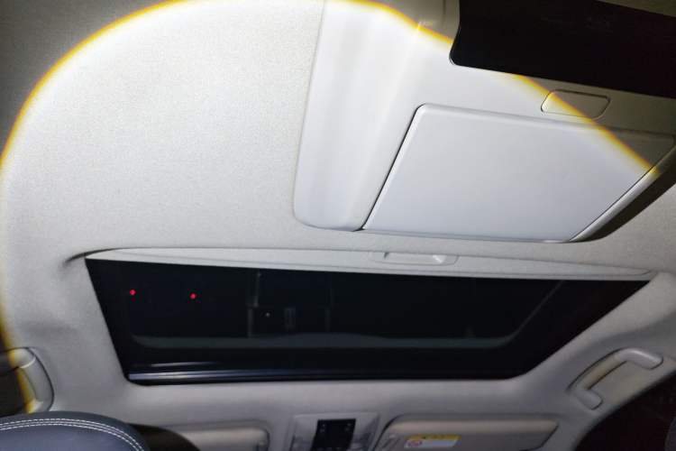 Used Toyota Prado 2014 4.0L Automatic TX-L NAVI Headliner