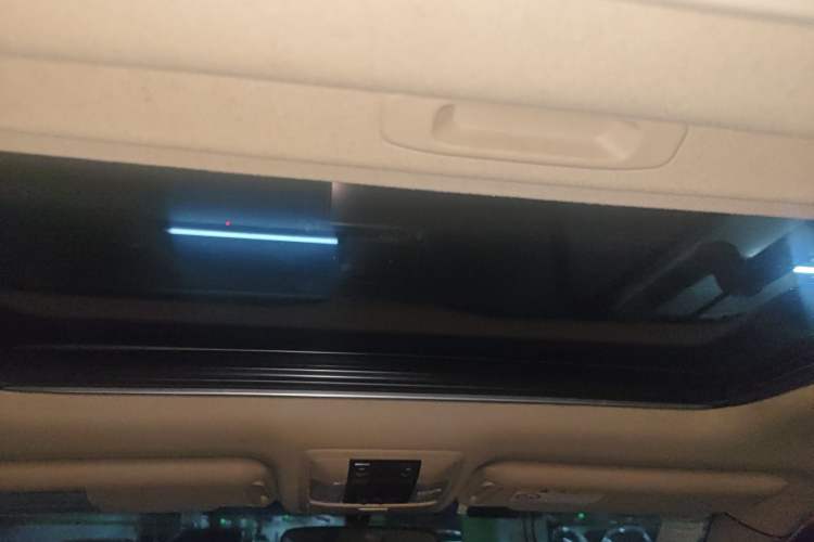 Used Toyota Prado 2014 4.0L Automatic TX-L NAVI Headliner
