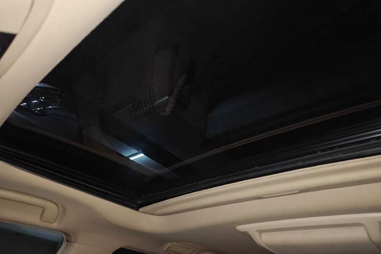Used Toyota Prado 2014 4.0L Automatic TX-L NAVI Headliner