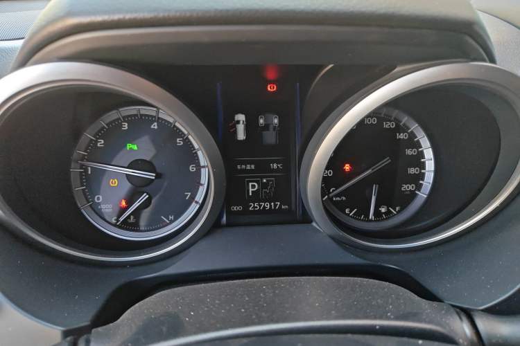 Used Toyota Prado 2014 4.0L Automatic TX-L Instrument Cluster