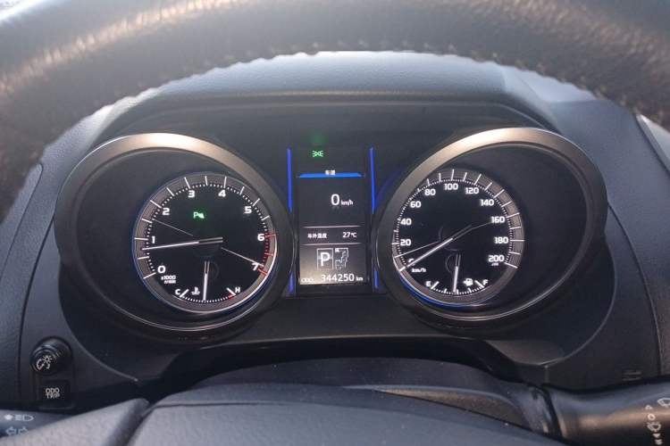 Used Toyota Prado 2014 4.0L Automatic TX-L Instrument Cluster