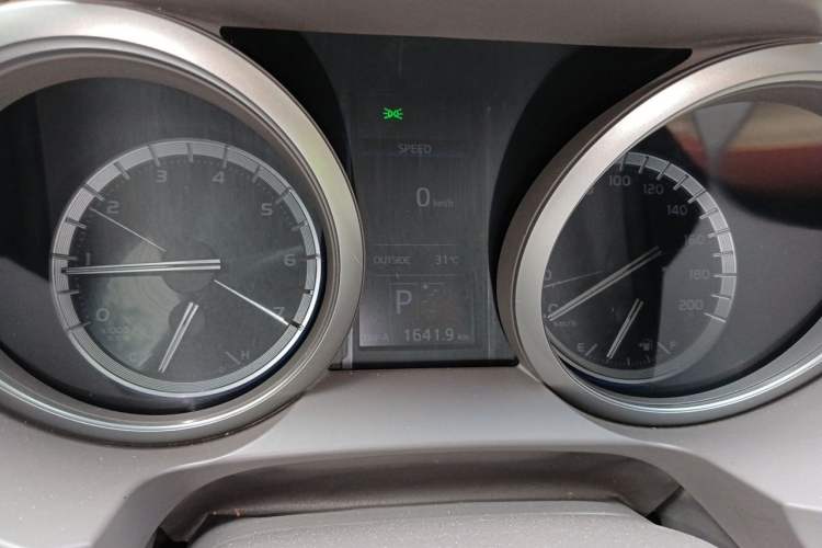 Used Toyota Prado 2014 2.7L Automatic Luxury Edition Instrument Cluster
