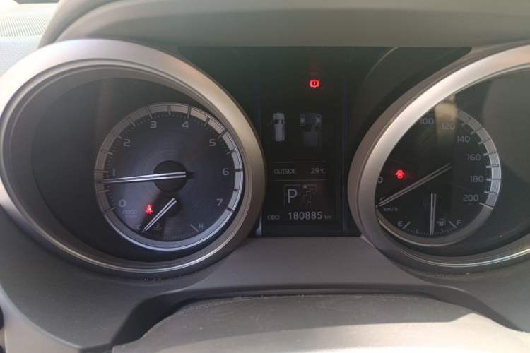 Used Toyota Prado  Instrument Cluster