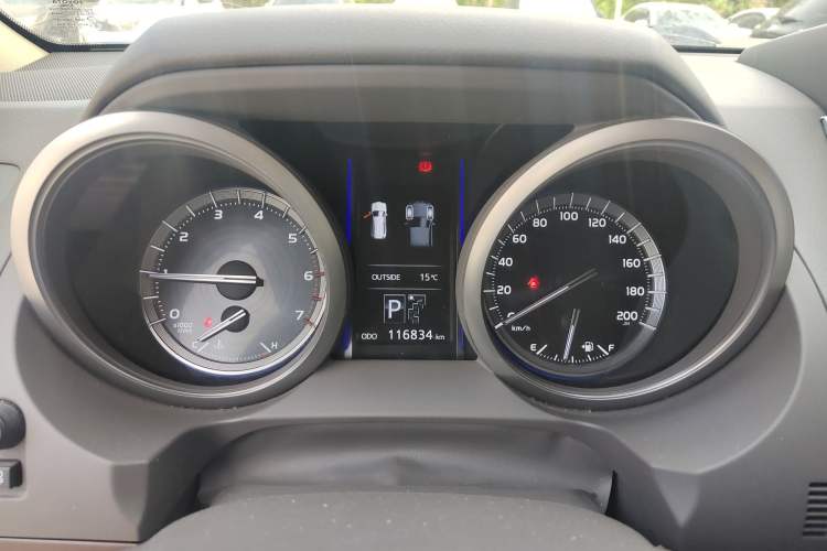 Used Toyota Prado  Instrument Cluster