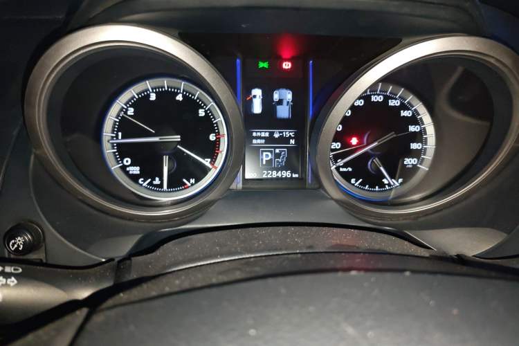 Used Toyota Prado 2014 4.0L Automatic TX-L NAVI Instrument Cluster