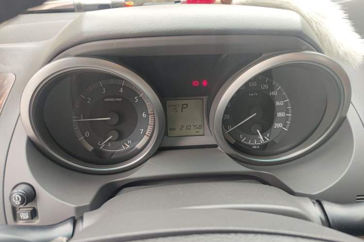 Used Toyota Prado 2014 4.0L Low-Power Version Middle East Edition Instrument Cluster