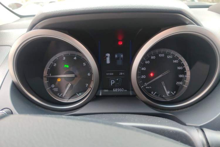 Used Toyota Prado 2014 4.0L Automatic TX-L NAVI Instrument Cluster