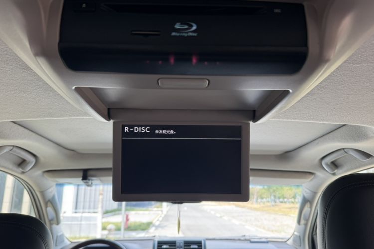 Used Toyota Prado 2014 4.0L Automatic VX NAVI Interior 3