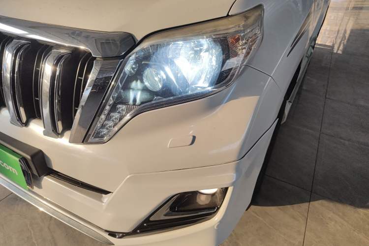 Used Toyota Prado 2014 2.7L Automatic Luxury Edition Left Front Headlight
