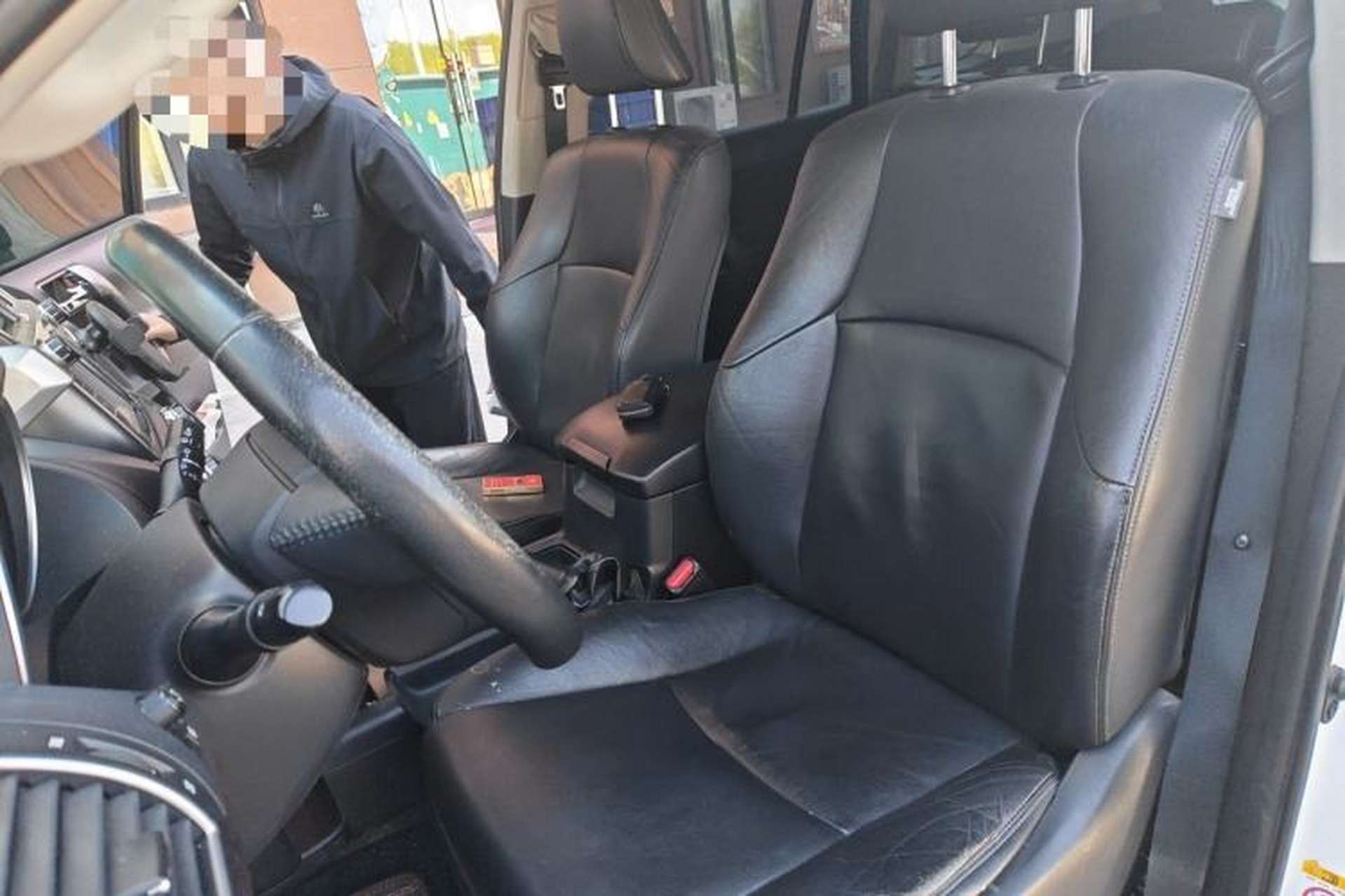 Used Toyota Prado 2014 4.0L Automatic TX-L Left Front Seat