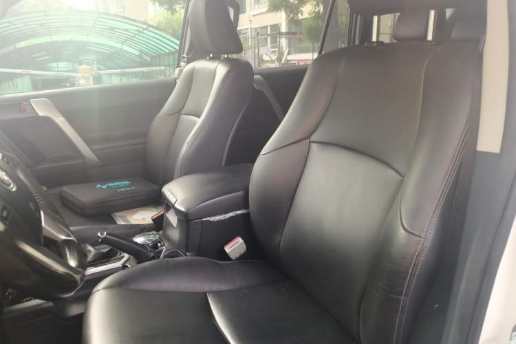 Used Toyota Prado 2014 2.7L Automatic Standard Edition Left Front Seat