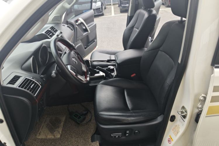Used Toyota Prado 2014 4.0L Automatic TX-L Left Front Seat