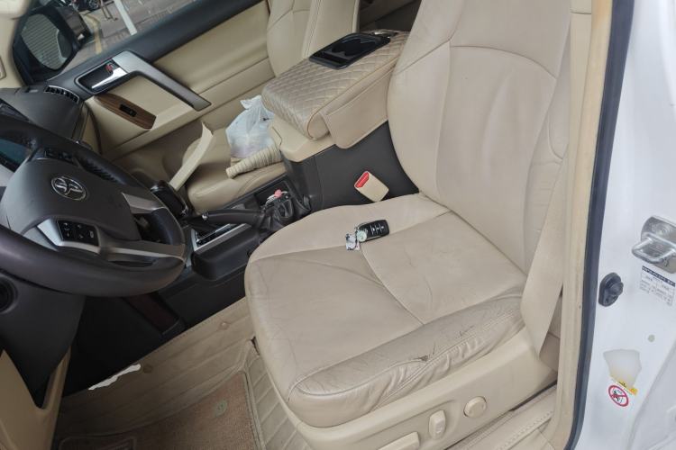 Used Toyota Prado 2014 4.0L Automatic TX-L Left Front Seat