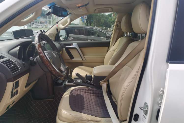 Used Toyota Prado 2014 4.0L Automatic TX-L Left Front Seat