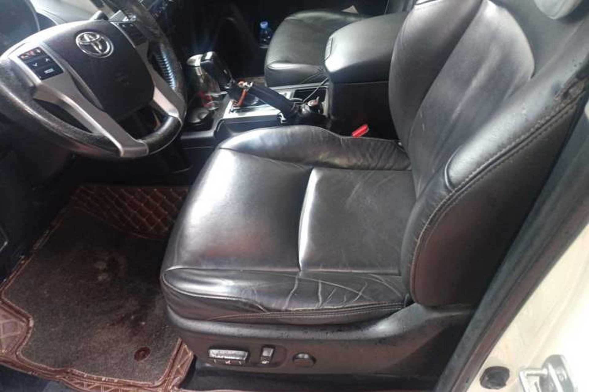 Used Toyota Prado 2014 2.7L Automatic Standard Edition Left Front Seat