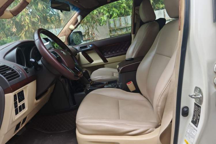 Used Toyota Prado 2014 2700 TX 7-Seater Middle East Version Left Front Seat