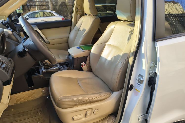 Used Toyota Prado 2014 2.7L Automatic Standard Edition Left Front Seat