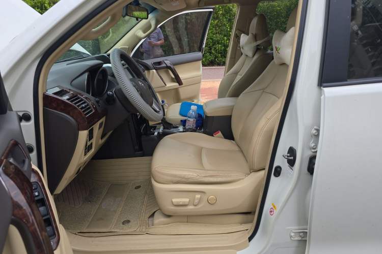 Used Toyota Prado 2014 2.7L Automatic Standard Edition Left Front Seat