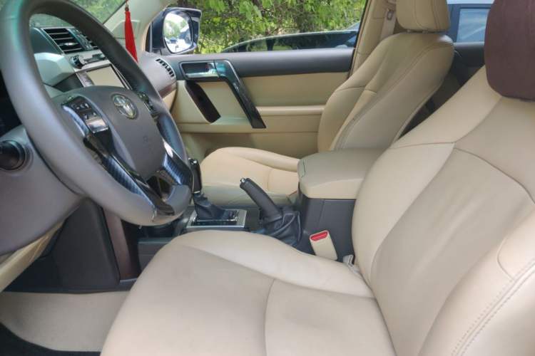 Used Toyota Prado 2014 4.0L Automatic TX-L NAVI Left Front Seat