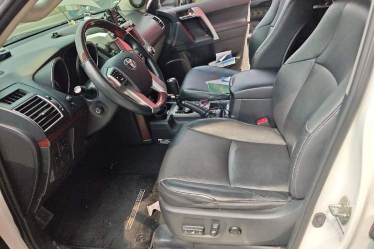 Used Toyota Prado 2014 4.0L Automatic VX NAVI Left Front Seat