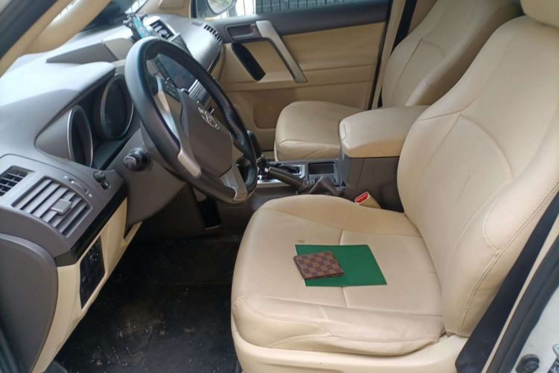 Used Toyota Prado 2014 2700 TX 7-Seater Middle East Version Left Front Seat