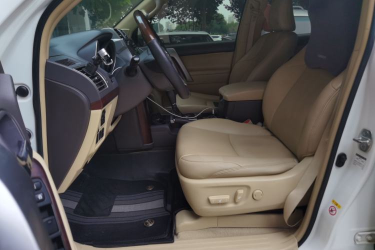 Used Toyota Prado 2014 4.0L Automatic TX-L NAVI Left Front Seat