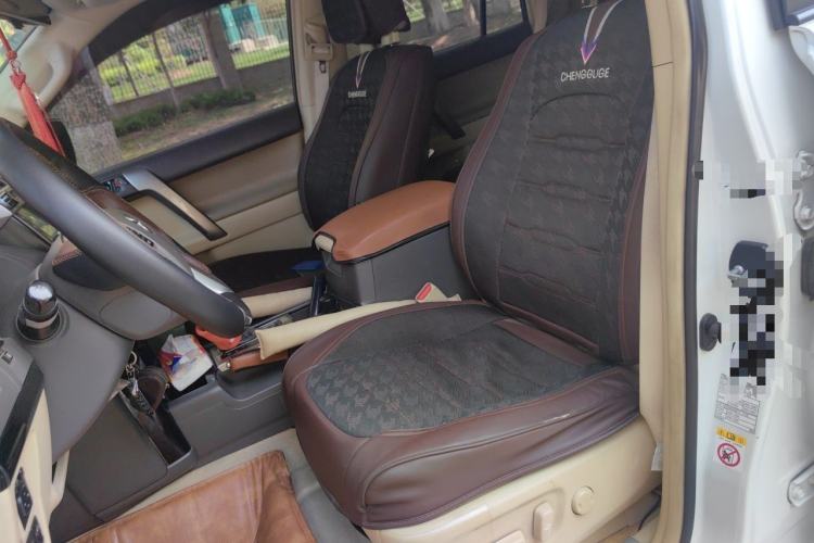 Used Toyota Prado 2014 2700 TX 7-Seater Middle East Version Left Front Seat