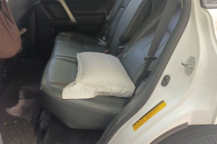 Used Toyota Prado 2014 4.0L Automatic TX-L Left Rear Seat