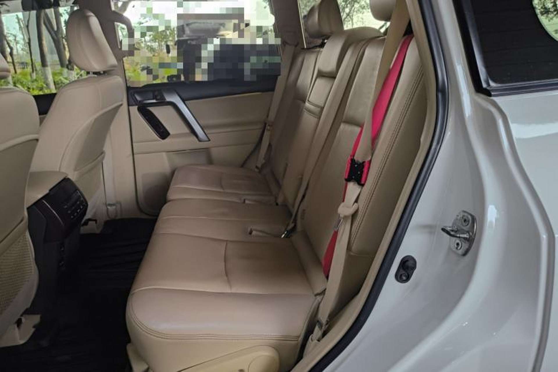 Used Toyota Prado 2014 4.0L Automatic TX-L Left Rear Seat