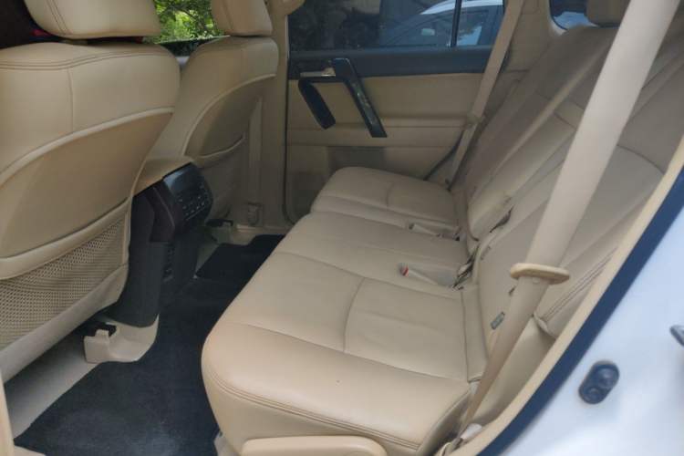 Used Toyota Prado 2014 4.0L Automatic TX-L NAVI Left Rear Seat