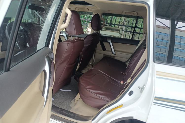 Used Toyota Prado 2014 4.0L Automatic TX-L Left Rear Seat