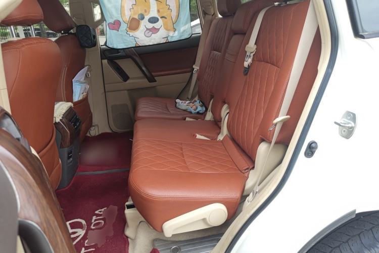 Used Toyota Prado 2014 4.0L Low-Power Version Middle East Edition Left Rear Seat