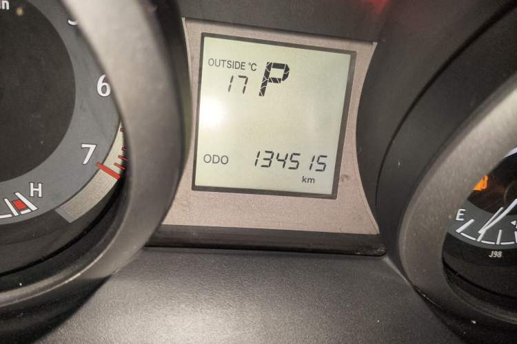 Used Toyota Prado 2014 2.7L Automatic Standard Edition Odometer Close Up