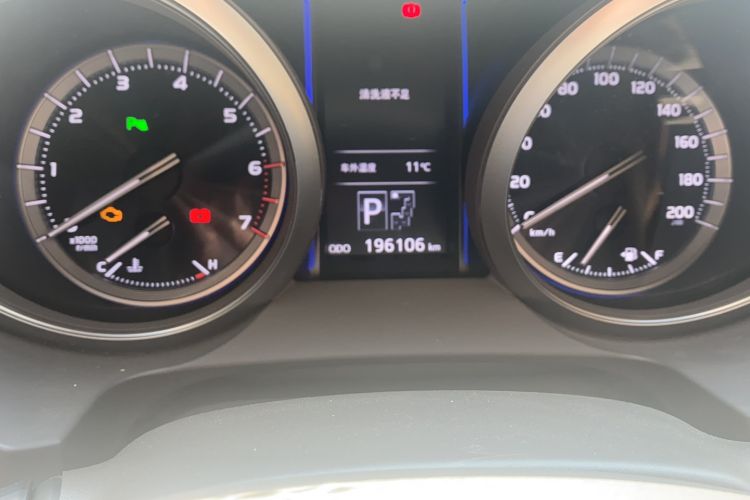 Used Toyota Prado 2014 4.0L Automatic TX-L NAVI Odometer Close Up