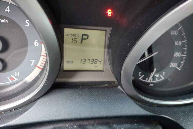 Used Toyota Prado 2014 2.7L Automatic Standard Edition Odometer Close Up