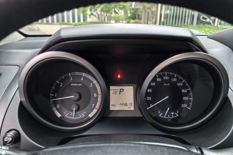 Used Toyota Prado 2014 2.7L Automatic Standard Edition Odometer Close Up