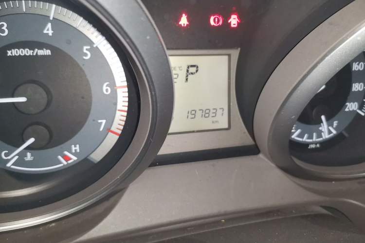 Used Toyota Prado 2014 4.0L Middle East Version Odometer Close Up