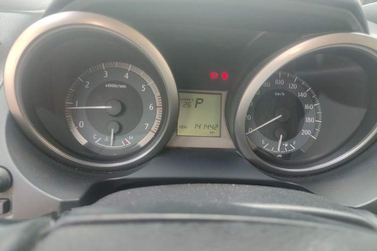 Used Toyota Prado 2014 2.7L Automatic Standard Edition Odometer Close Up