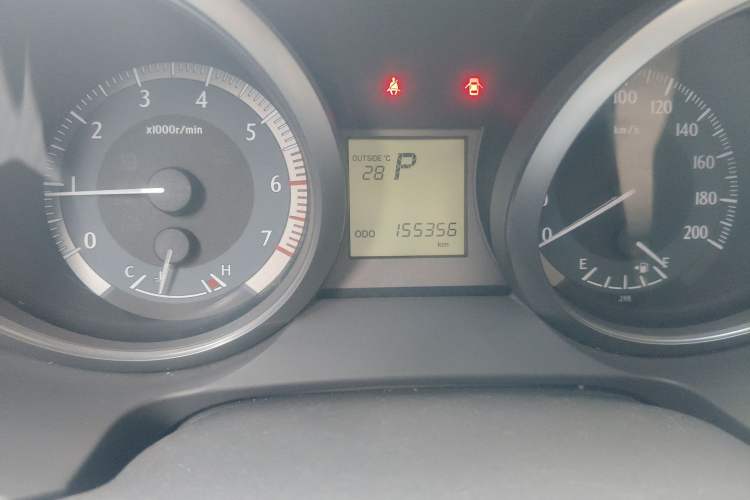 Used Toyota Prado 2014 2.7L Automatic Luxury Edition Odometer Close Up