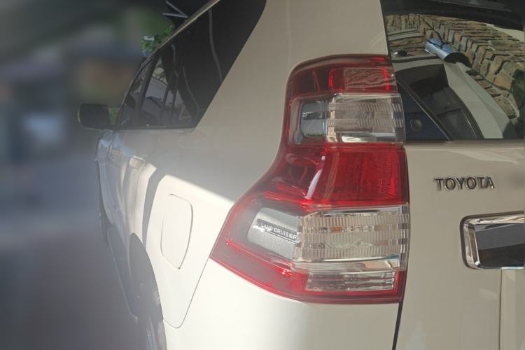 Used Toyota Prado 2014 4.0L Automatic VX NAVI Rear Left 45 Deg