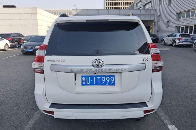 Used Toyota Prado 2014 4.0L Automatic TX-L NAVI Rear