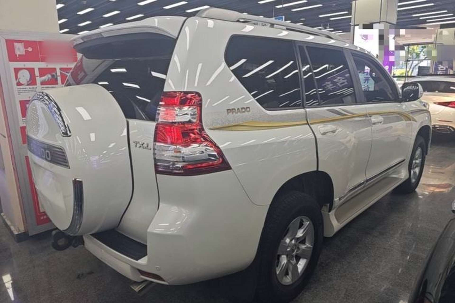 Used Toyota Prado 2014 2.7L Middle East Version Parallel Import Rear Right 45 Deg