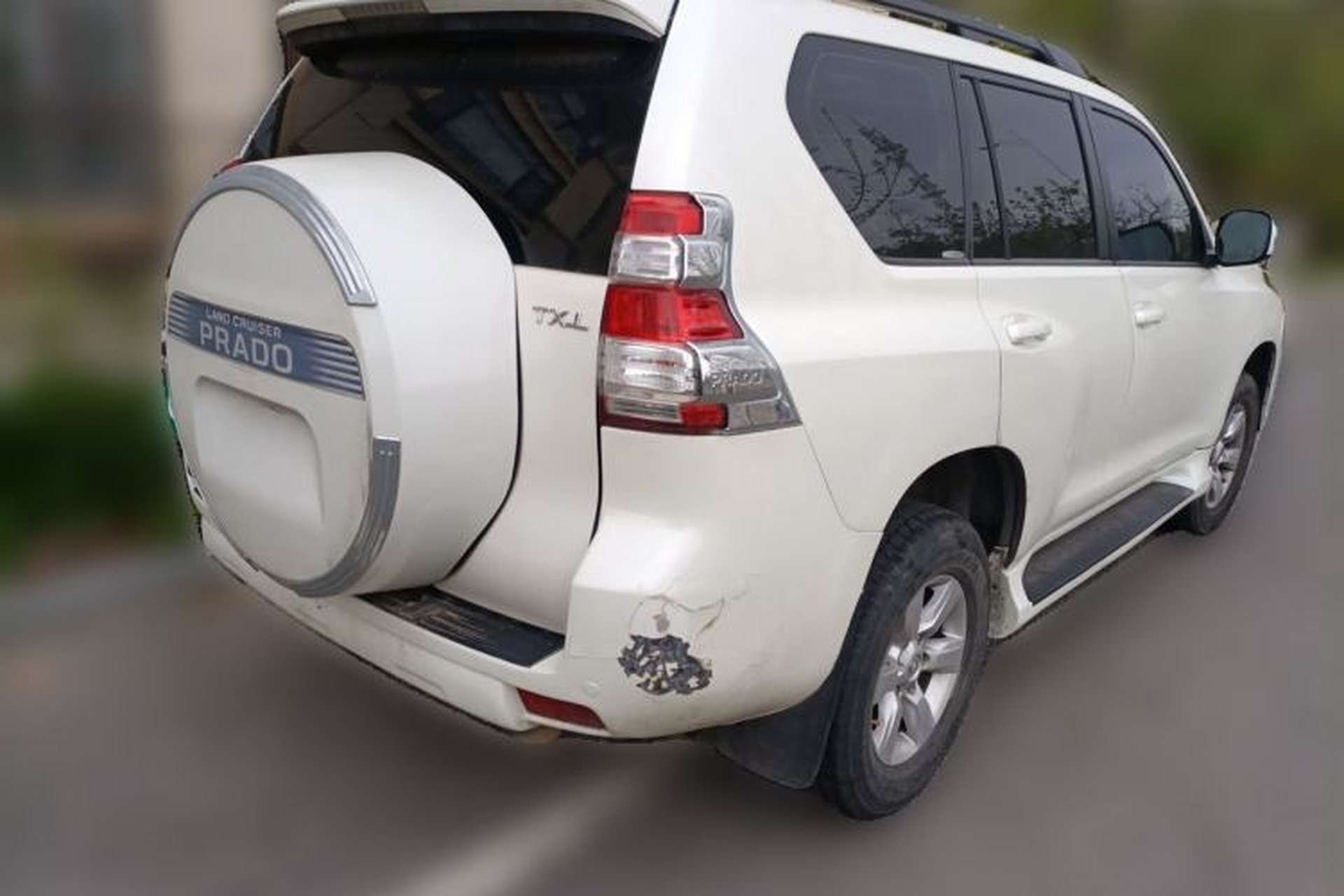 Used Toyota Prado 2014 2700 TX 7-Seater Middle East Version Rear Right 45 Deg