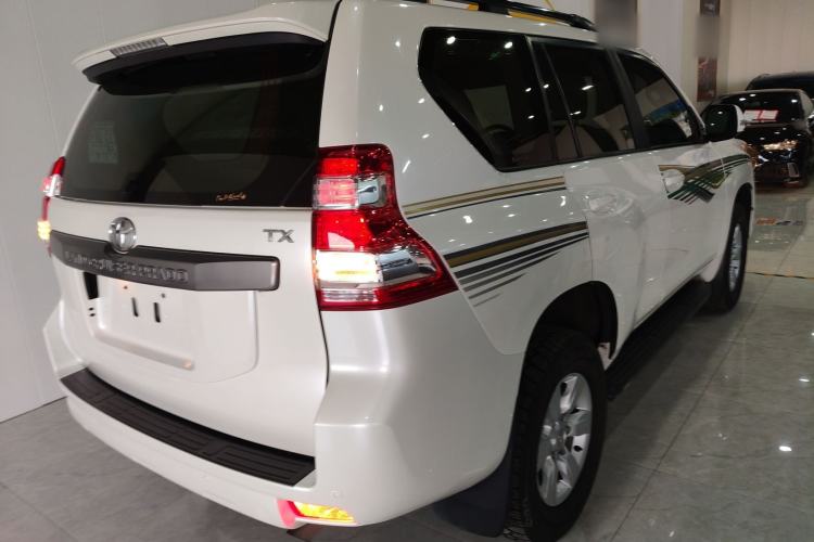 Used Toyota Prado 2014 2.7L Automatic Standard Edition Rear Right 45 Deg