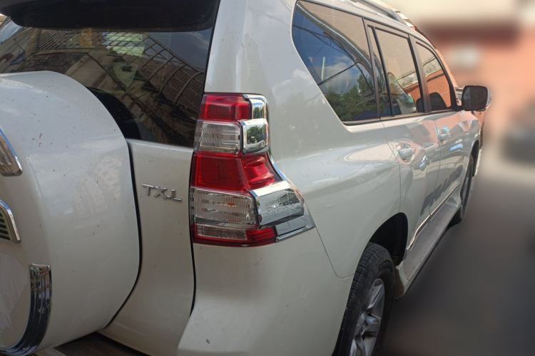 Used Toyota Prado 2014 2.7L Automatic Luxury Edition Rear Right 45 Deg