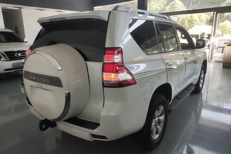 Used Toyota Prado 2014 4.0L Middle East Version Rear Right 45 Deg