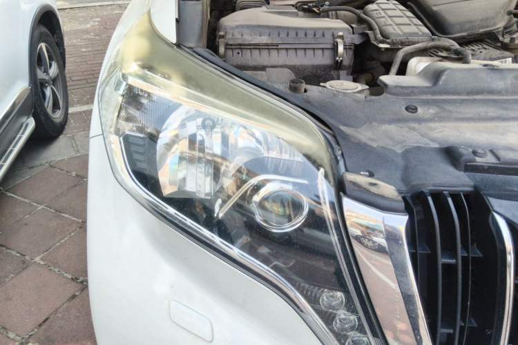 Used Toyota Prado  Right Front Headlight