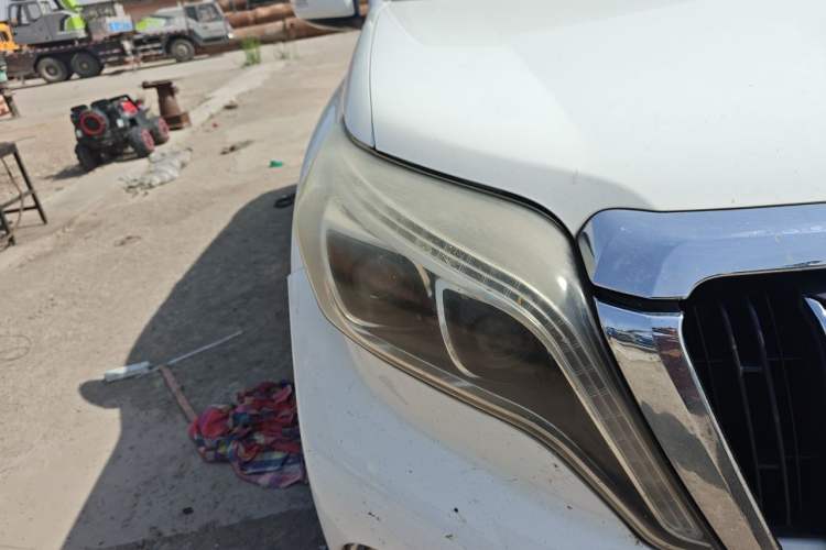 Used Toyota Prado 2014 2.7L Automatic Standard Edition Right Front Headlight